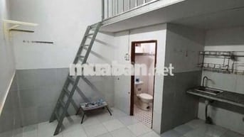 Cần pass lại phòng do em có việc dời đi xa