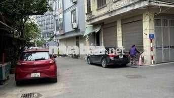 BÁN NHÀ LẠC LONG QUÂN TÂY HỒ. KHU PHÂN LÔ Ô TÔ VÀO NHÀ. GIÁ HƠN 13 TỶ.