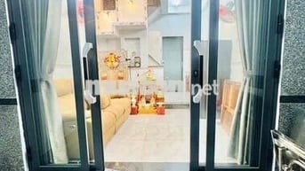 Chủ Giảm Giá! Nhà Hẻm Đường Calmette Siêu Rẻ, Quận 1