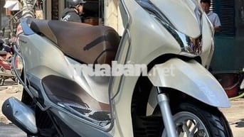 Honda Lead 2018 125 màu Kem