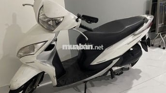 Cần bán xe vision đời 2012 giá 10 trịu