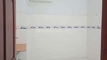 PHÒNG MỚI MÁY LẠNH+ YÊN TĨNH + AN NINH