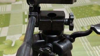 BÁN TRIPOD CŨ GIÁ RẺ – CẦN THƠ  Cần bán tripod còn mới 98%