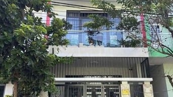 Nhà 3 Tầng Hòa phú 10 Đi Mỹ Cần Bán Gấp