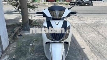 Honda SH Trắng