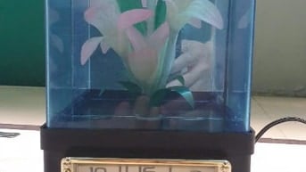 Đèn ngủ kiêm đồng hồ Nhựa Kim loạic cổ