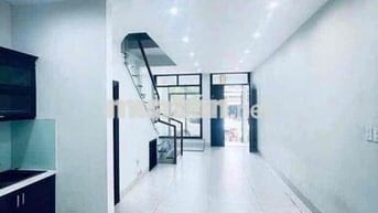 Nhà mới La Phù. ô tô đỗ cửa. Xây mới 5 tầng