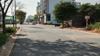 Bán đất mặt tiền đường Nguyễn Văn Kỉnh 8x20 giá 500tr/m