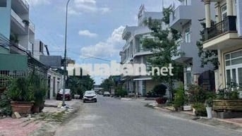 Nhà lầu 3 phòng KDC Hưng Phú 1