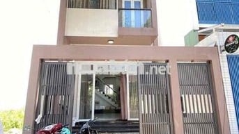 🌻CHO THUÊ NHÀ TRỆT LẦU CÓ NỘI THẤT ĐƯỜNG SỐ 10 KDC NAM LONG