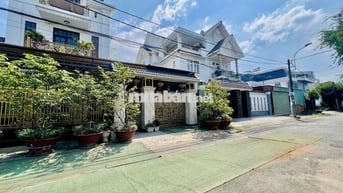 LÔ ĐẤT BIỆT THỰ ĐỐI DIỆN CÔNG VIÊN LINH TRUNG_250M2 THỔ CƯ_12x21m VV