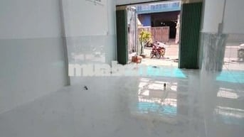 NHÀ CẤP 4 100M2 2PN 3WC MẶT TIỀN Ở+KD BUÔN BÁN GẦN CHỢ ĐẦU MỐI