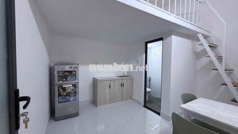 CHO THUÊ PHÒNG FULL NỘI THẤT SÁT AEON VÀ ĐẠI HỌC CÔNG THƯƠNG 5P ĐI XE