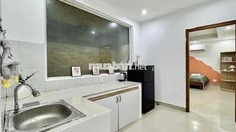 Phòng chính chủ full nội thất tách bếp cực rộng khu Nhà Ga T3 - ETOWN