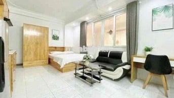 Cho thuê CHDV có cửa sổ siêu thoáng ở Lê Văn Sỹ - Phú Nhuận.