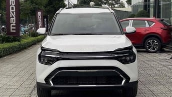 Kia Carens 2025 1.5G Luxury - Giảm 50% thuế