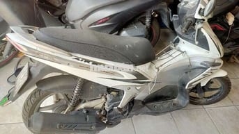 Honda Air Blade 2009 Trắng-Bạc-Đen