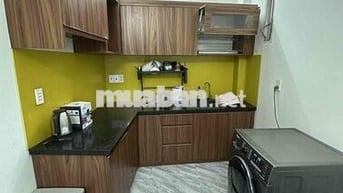 Share lại 1 phòng trong nhà nguyên căn