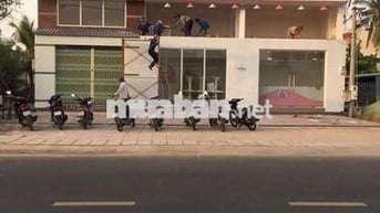 Mặt tiền đường Phan Đình Phùng