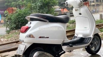 Piaggio Vespa S125 3V i.e. Trắng
