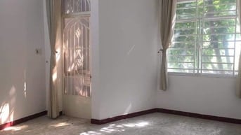 Cho thuê nhà mặt tiền Đường số 2(C/xá Đài Ra ),P.13, Q.6 giá 12.5tr