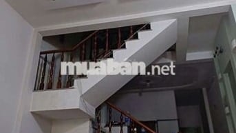 Nhà thuê 4×16 lầu suốt 3 pn. 2 w. Đường lại Hùng Cường vlb vào 2/