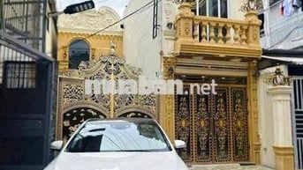 LẦU ĐÀI TÌNH ÁI DÁT VÀNG NHÀ CHÍNH CHỦ BÁN