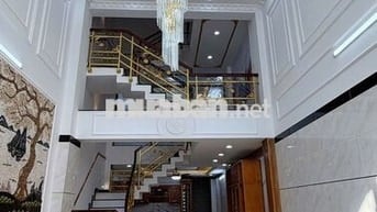 Bán nhà đẹp hẻm xe tải Lê Văn Quới, Bình Tân, 63 m2, 5 tầng