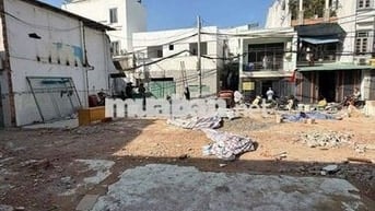 BÁN ĐẤT QUẬN 7- HẺM 16O NGUYỄN VĂN QUỲ- GẦN KHU BỘ CÔNG AN- Nhỉnh 4 Tỷ