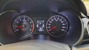 Chính chủ bán xe KIA Soluto AT - Deluxe