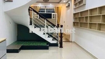 Nhà 2 tầng mới fun nội thất đs9 12tr/tr tháng