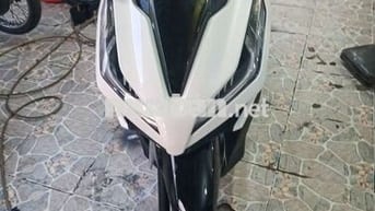 Honda Vario màu Trắng