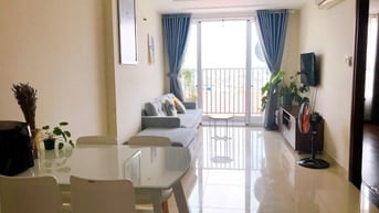 Bán căn hộ chung cư Lê Thị Riêng, Q10, thang máy,  60m2, 2pn, 3.2 tỷ,