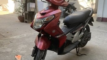 Cần bán xe Yamaha Nouvo màu đỏ đun, đăng ký xe đầy đủ