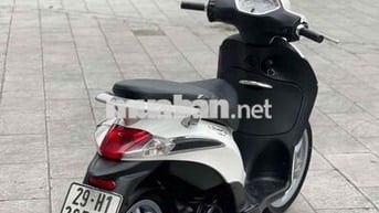 Hang đẹp Liberty 125ie 2012 màu trắng đẹp như mới