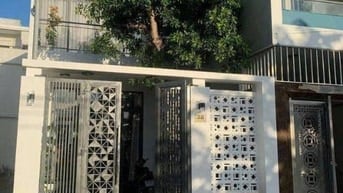 BÁN GÂP NHÀ Ở CHỢ BỜ NGỰA, ĐANG CHO THUÊ 16TR/ THÁNG, GIÁ 810 TRIỆU