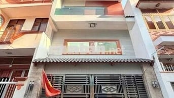🏡 Cho Thuê Nhà MT  Đường C1_(Ngay E.town)_6x20m, 3 Lầu, Sẵn Máy Lạnh.