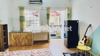 PHÒNG STUDIO FULL NỘI THẤT BAN CÔNG - KHU PHAN XÍCH LONG