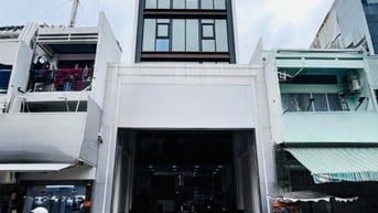 TOÀ NHÀ MỚI XÂY CÓ THANG MÁY, PCCC ĐẠT CHUẨN 