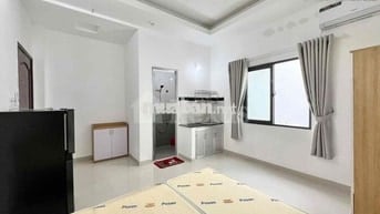 CHO THUÊ STUDIO CỬA SỔ LỚN, FULL NỘI THẤT GẦN CẦU NGUYỄN VĂN CỪ