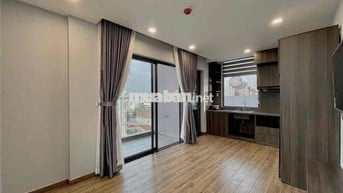 Khai trương căn hộ 1 phòng ngủ, ban công,mgr, free các dịch vụ, bv 247