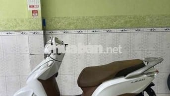 Lead Trắng Vàng xe trùm mền bsđg vip 50AD12345