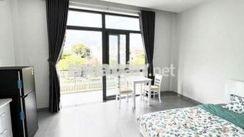 Cho Thuê Căn Hộ Studio Ban Công Lớn View Sông Full NT Hoàng Sa Quận 3