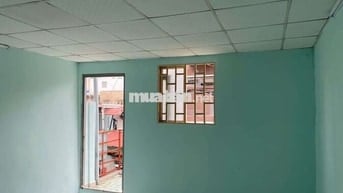 Cho thuê nhà đg.cmt8.p5.tân bình