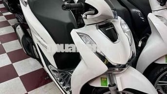 Honda SH 150i 2023 Trắng 8000 km