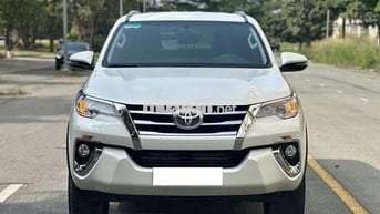 TOYOTA FORTUNER 2.7V  - 39000 km