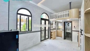 Phòng Gác Rộng Ban Công Nguyễn Gia Trí Bình Thạnh Gần Hàng Xanh Hutech