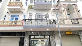 nhà sổ hồng riêng đã hoàn công. sân ô tô. khu dân cư bình chuẩn