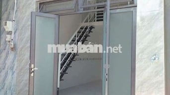 Cần tiền bán gâp...nhà tường nguyên con