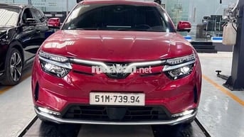 Vinfast VF8 Plus 2025 Đỏ 900 km Mua Pin CATL